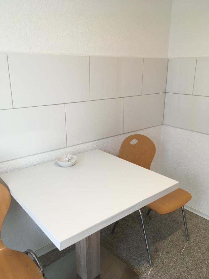 Fe Wo Viktoria Apartment ลาร์ ภายนอก รูปภาพ